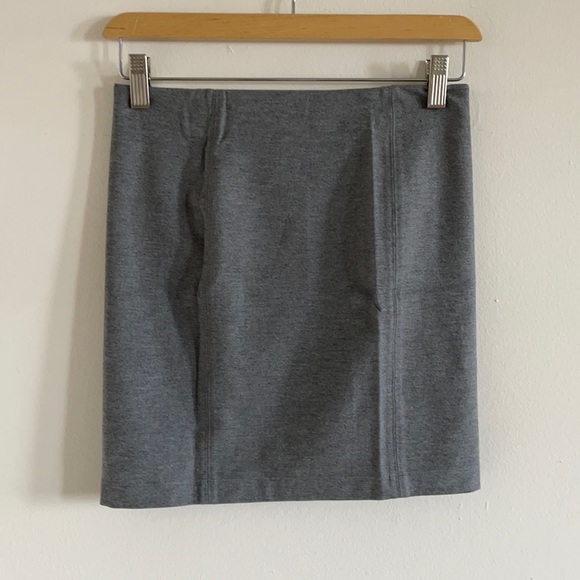 Aritzia Mini Skirt - Picture 1 of 3